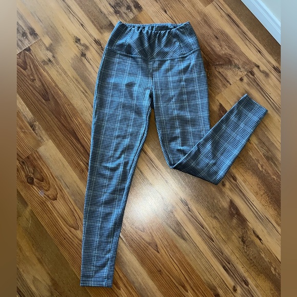 Blue plaid pants - Picture 2 of 3